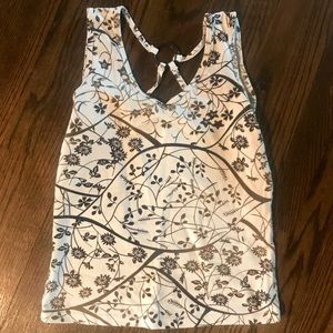 Lucy Workout (Yoga) Top (Size small)